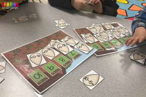 Spring Into Math Fun with this FUN seed themed game. 