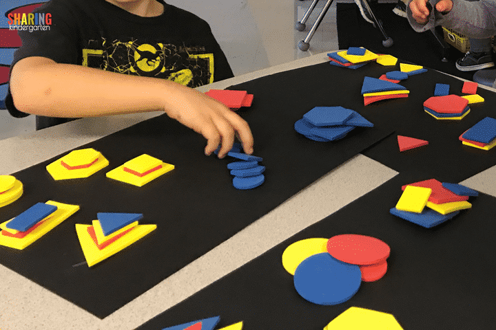 Sorting shapes by attributes
