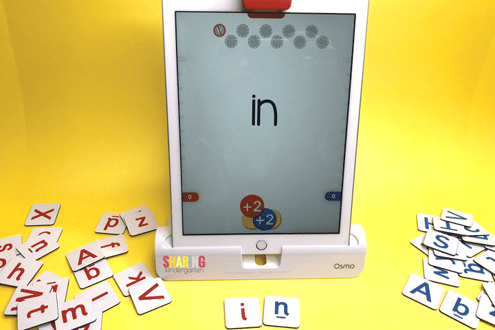 Playing customized games in Osmo